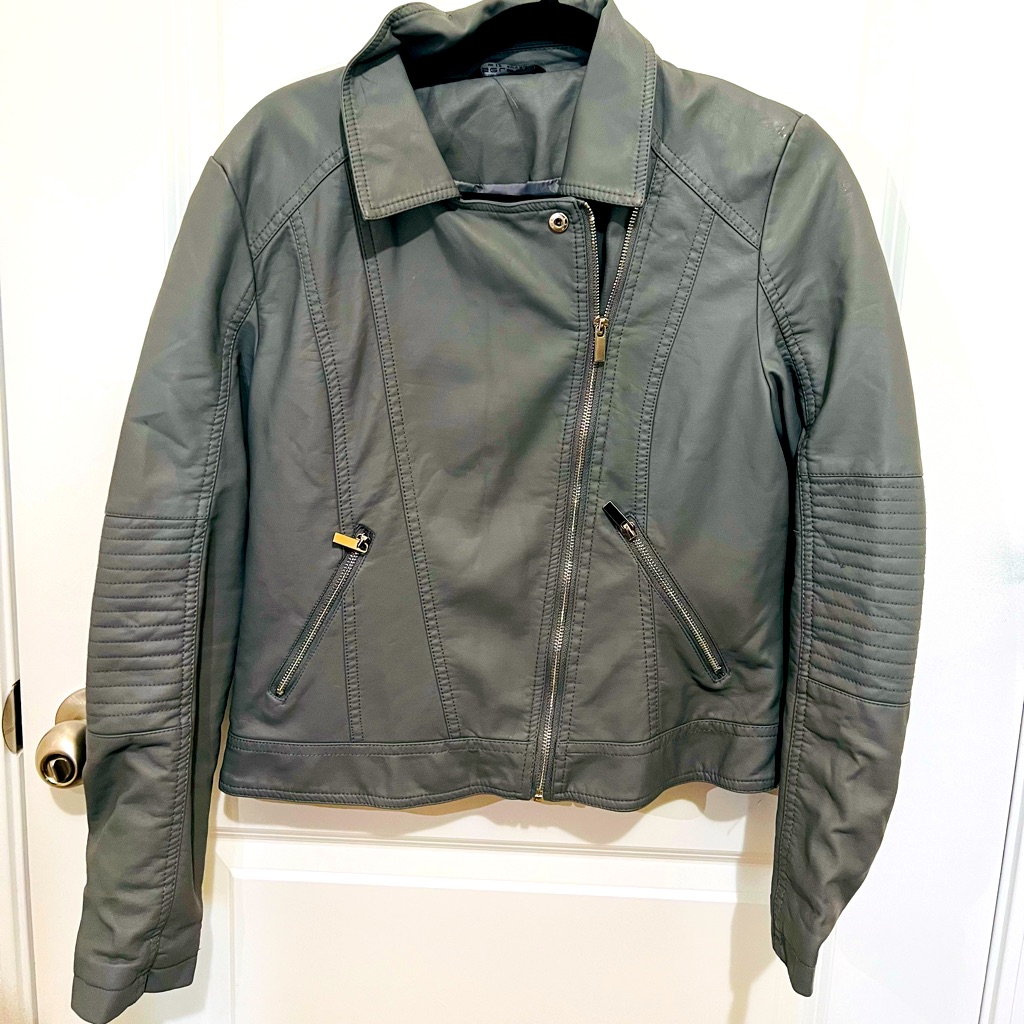 Women’s Jacket.